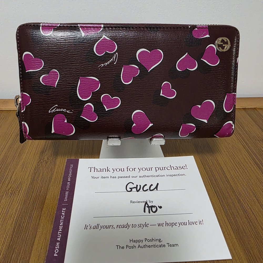 Gucci Wallet | Heart Print Wallet - Purple and Pink